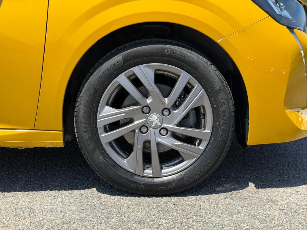 Peugeot 208 - Photo 24