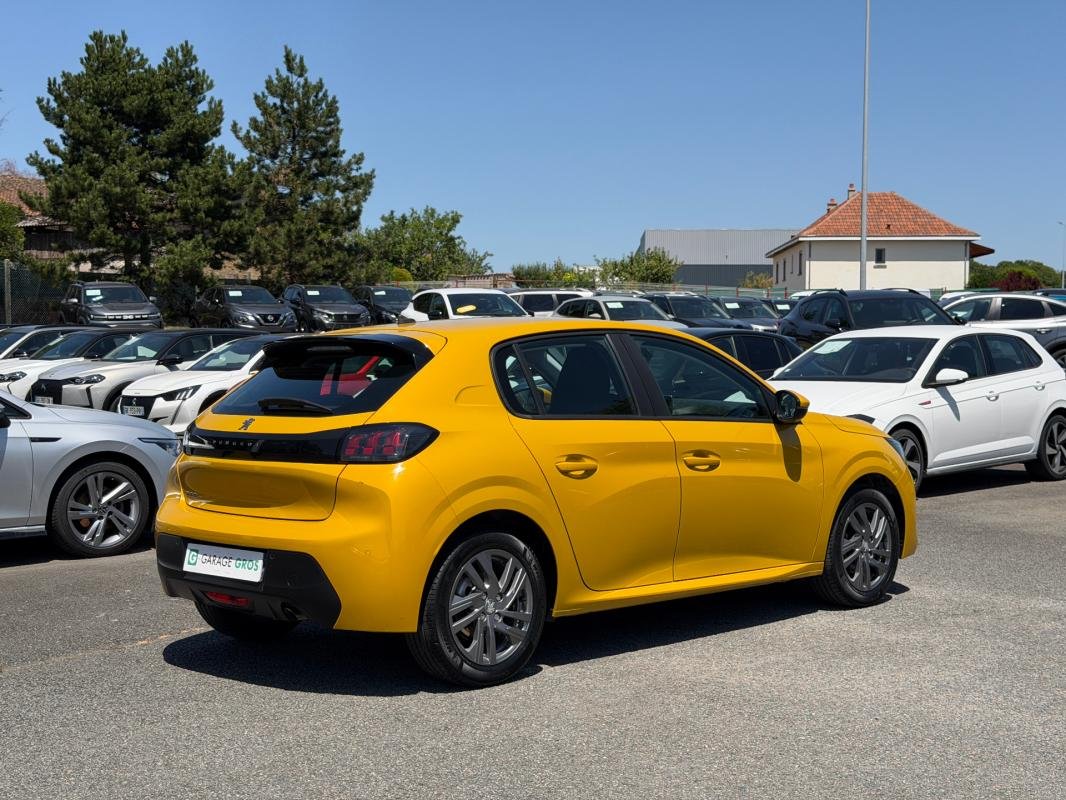 Peugeot 208 - Photo 3