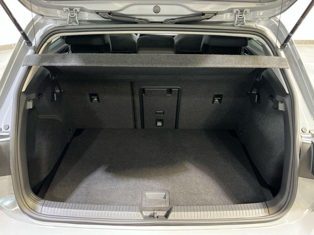 Volkswagen Golf - Photo 31