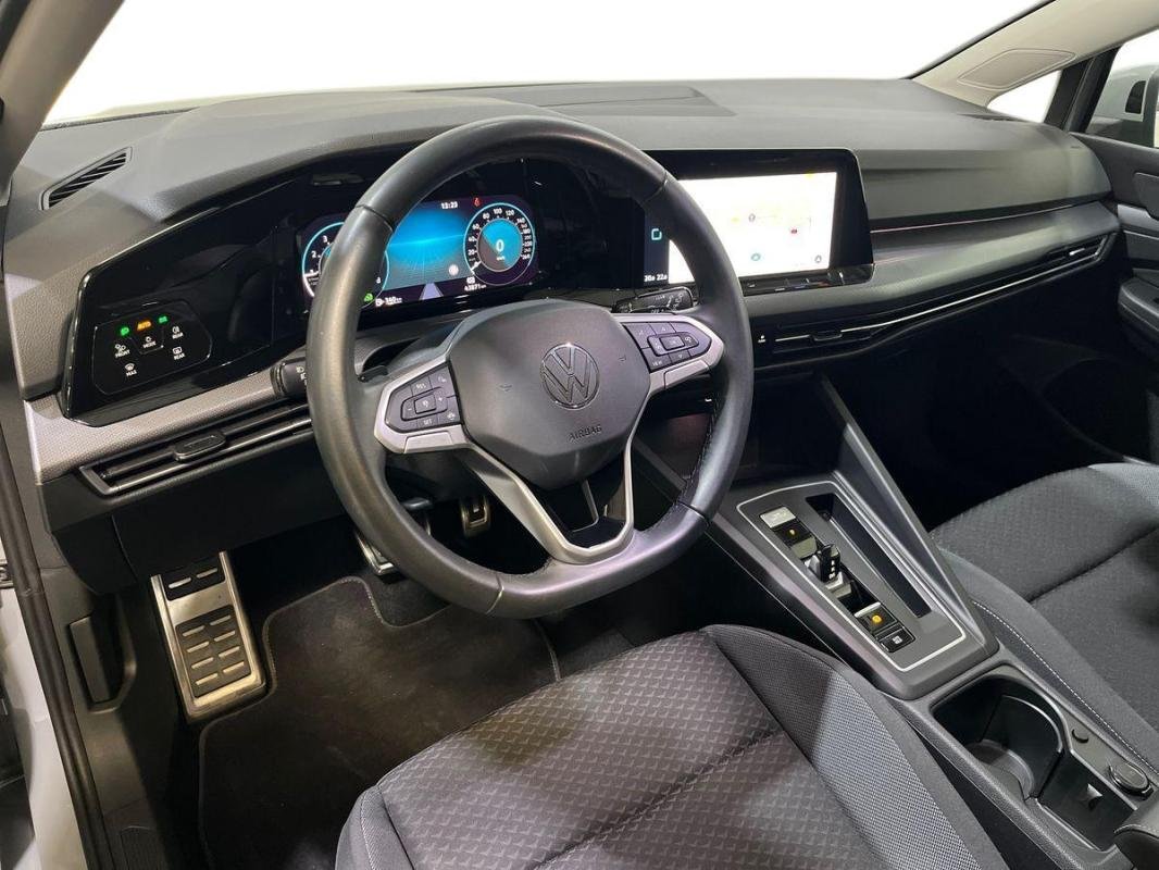 Volkswagen Golf - Photo 9