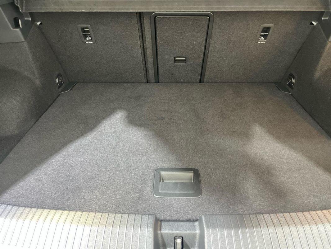 Volkswagen T-Roc - Photo 31