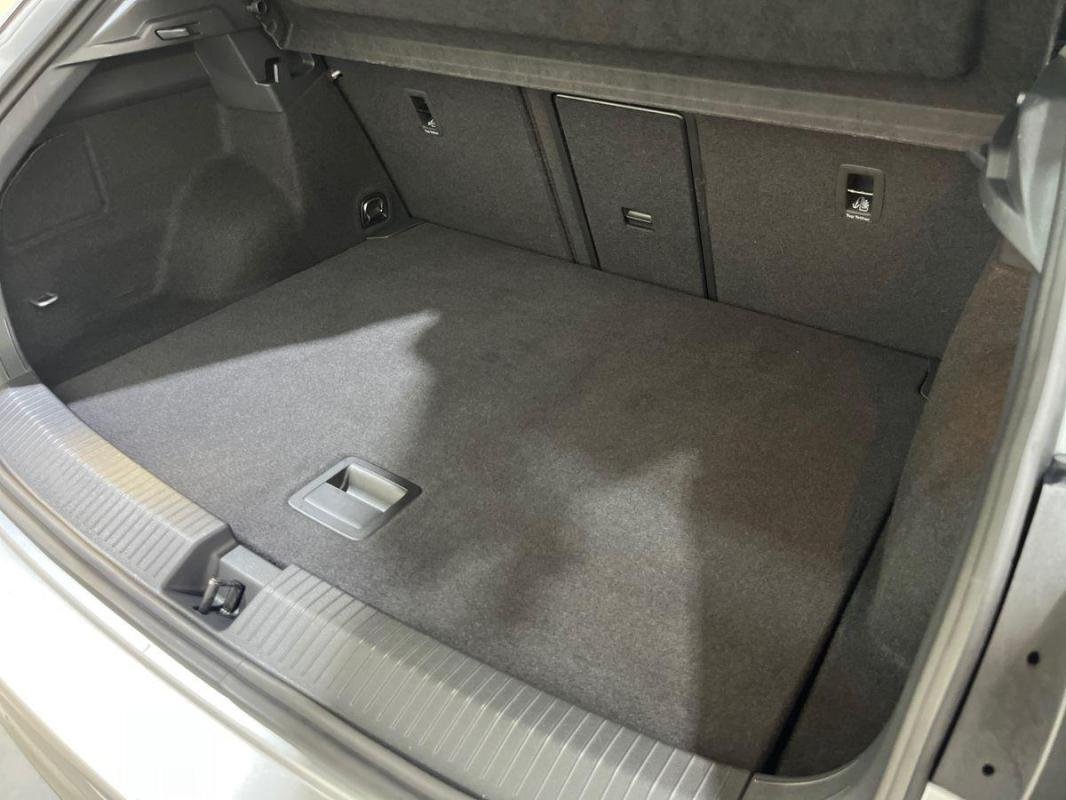 Volkswagen T-Roc - Photo 32
