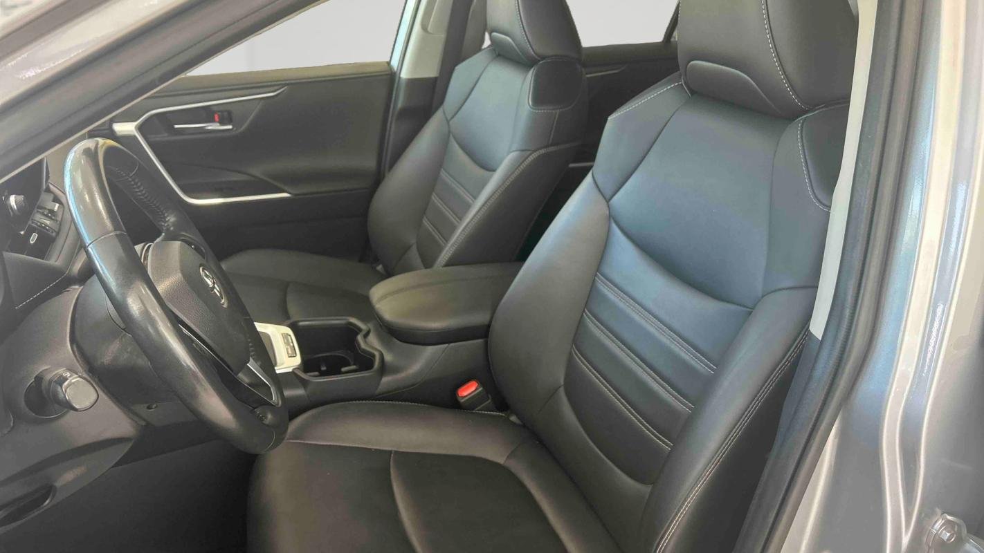 Toyota RAV4 - Photo 11