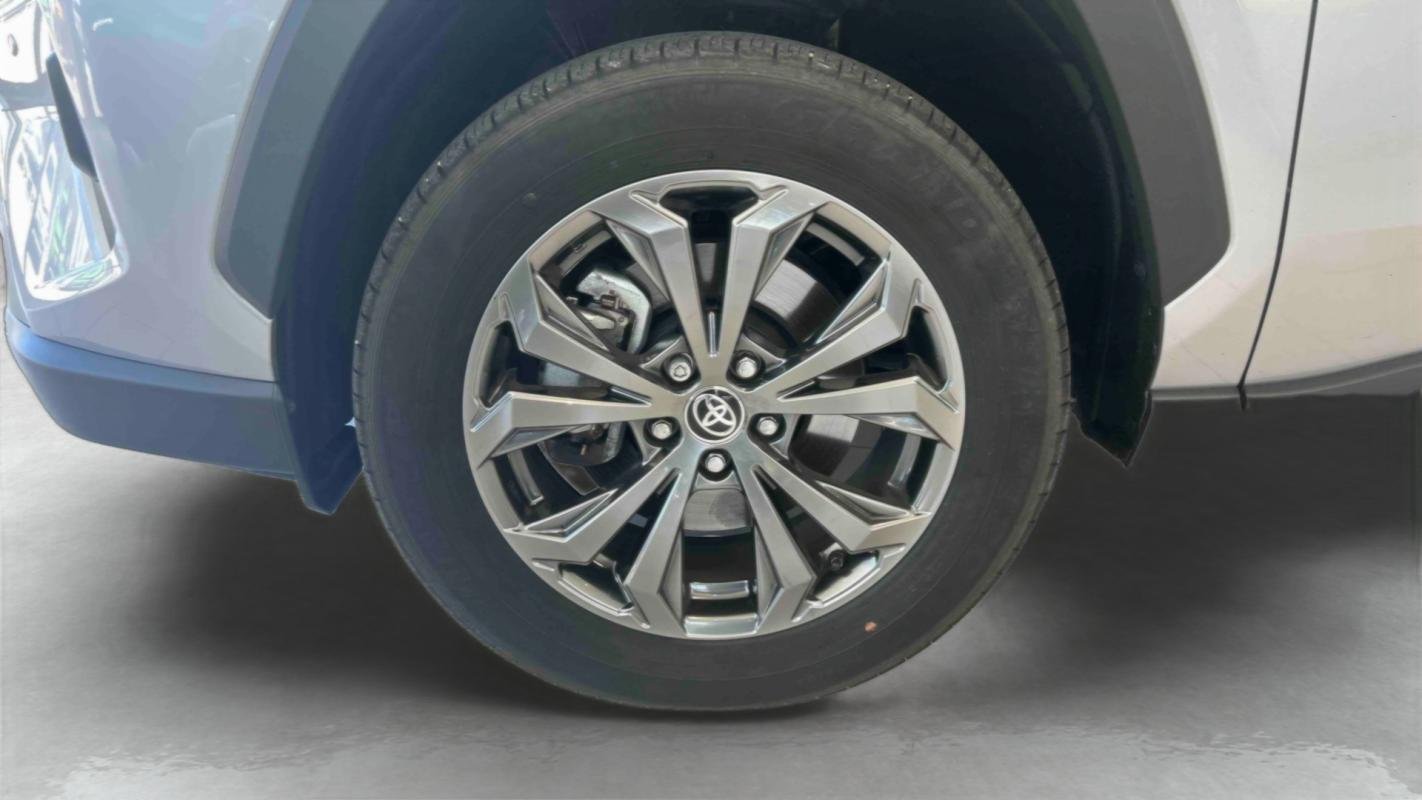Toyota RAV4 - Photo 14