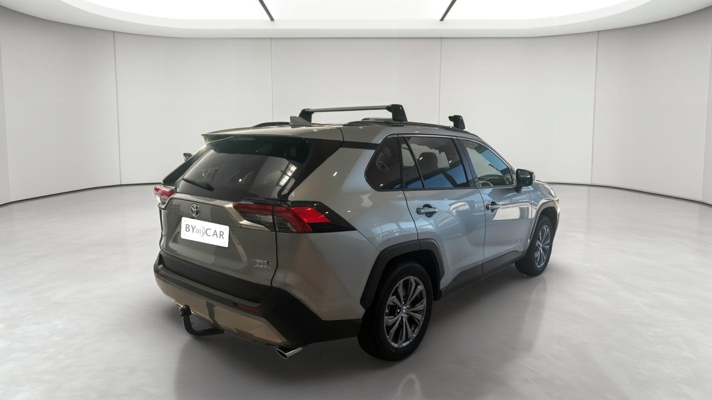 Toyota RAV4 - Photo 5
