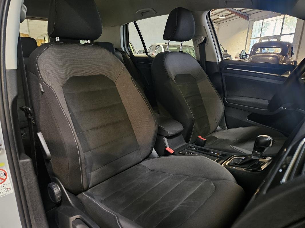 Volkswagen Golf - Photo 15