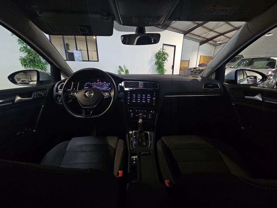 Volkswagen Golf - Photo 19