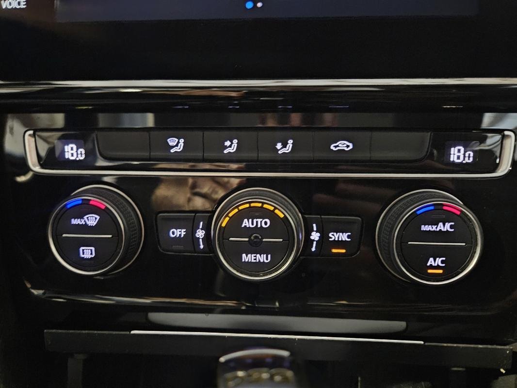 Volkswagen Golf - Photo 21