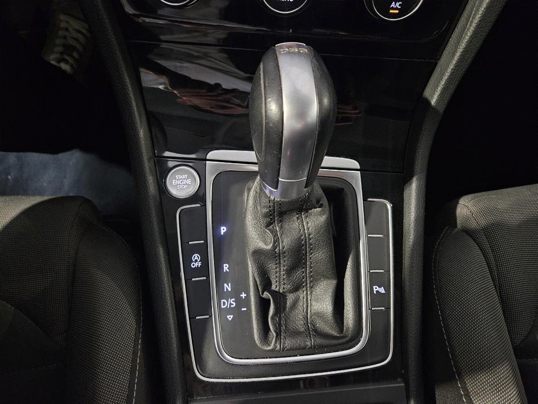 Volkswagen Golf - Photo 26