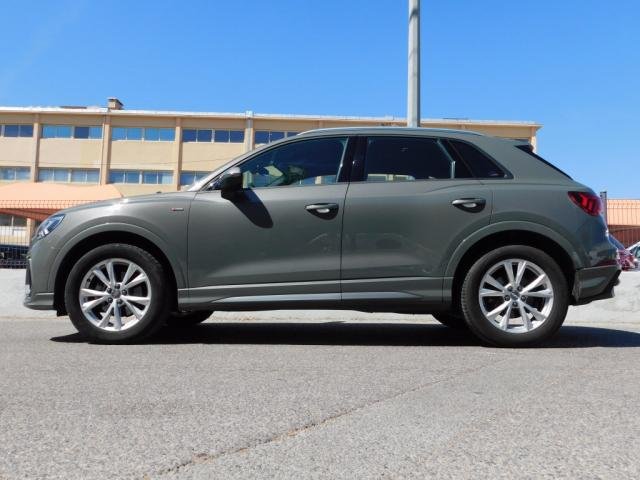 Audi Q3 - Photo 11