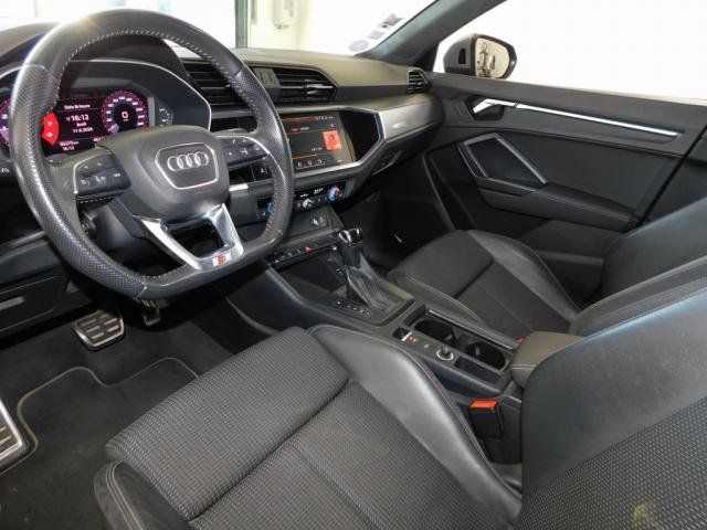 Audi Q3 - Photo 19