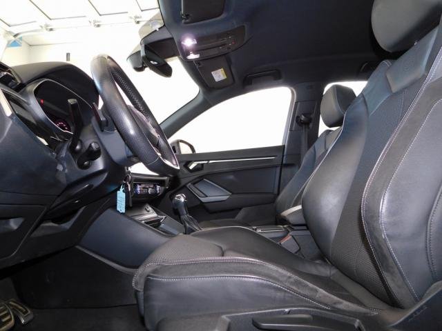Audi Q3 - Photo 20