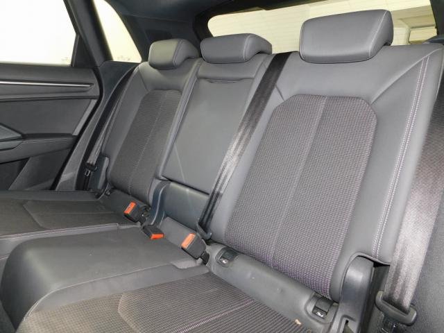 Audi Q3 - Photo 22