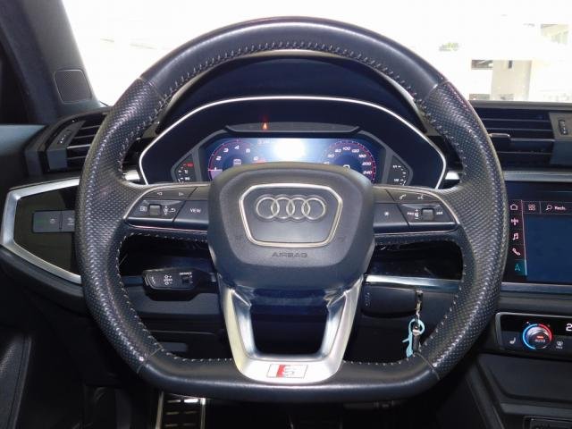 Audi Q3 - Photo 29