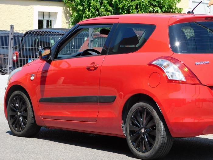 Suzuki Swift - Photo 18