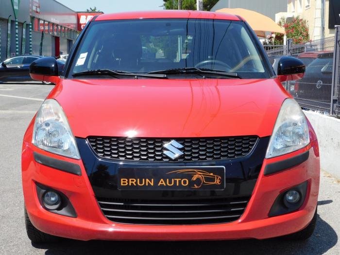 Suzuki Swift - Photo 4