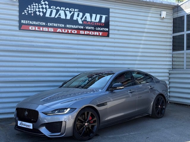 Jaguar XE - Photo 3