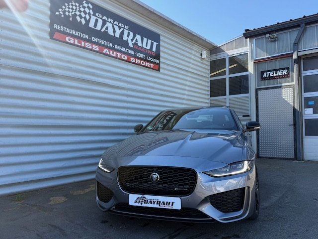 Jaguar XE - Photo 5