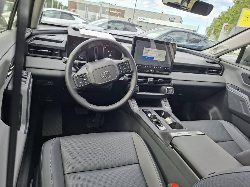 Toyota RAV4 - Photo 10