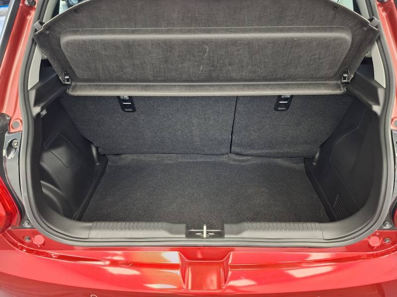 Suzuki Swift - Photo 11
