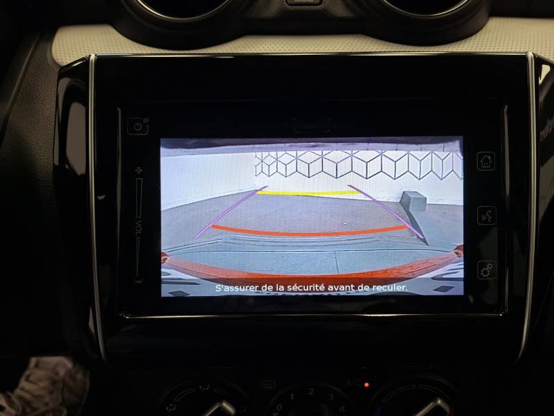 Suzuki Swift - Photo 25
