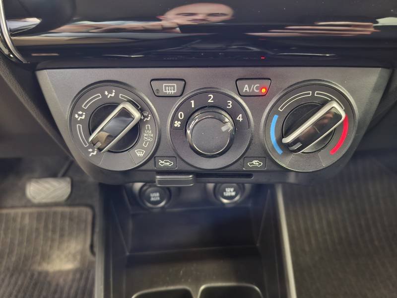 Suzuki Swift - Photo 26