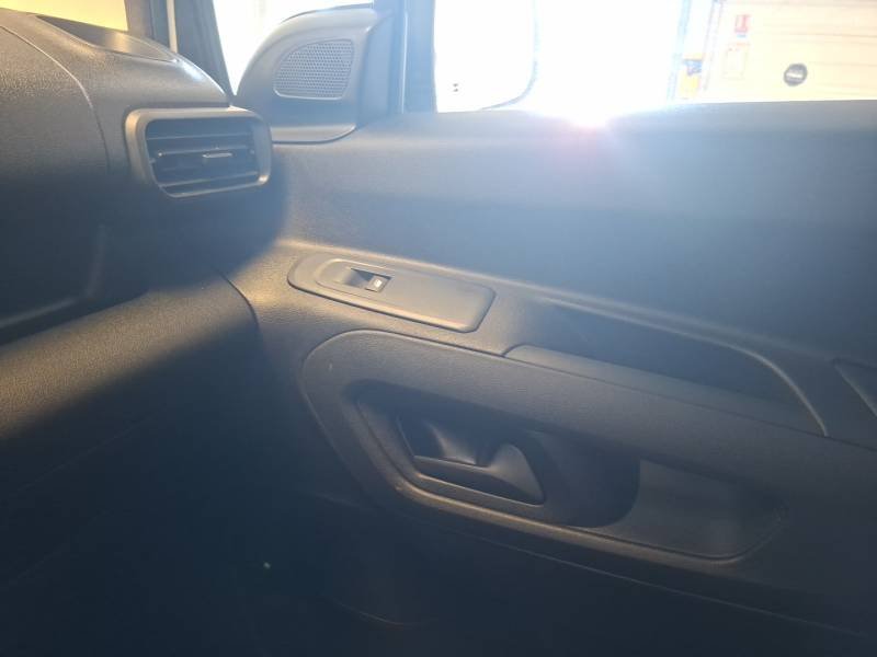 Peugeot Partner - Photo 23