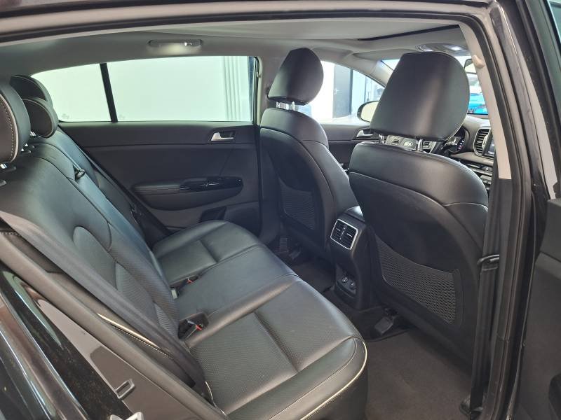 Kia Sportage - Photo 14