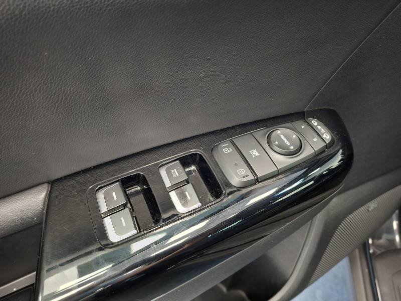 Kia Sportage - Photo 18