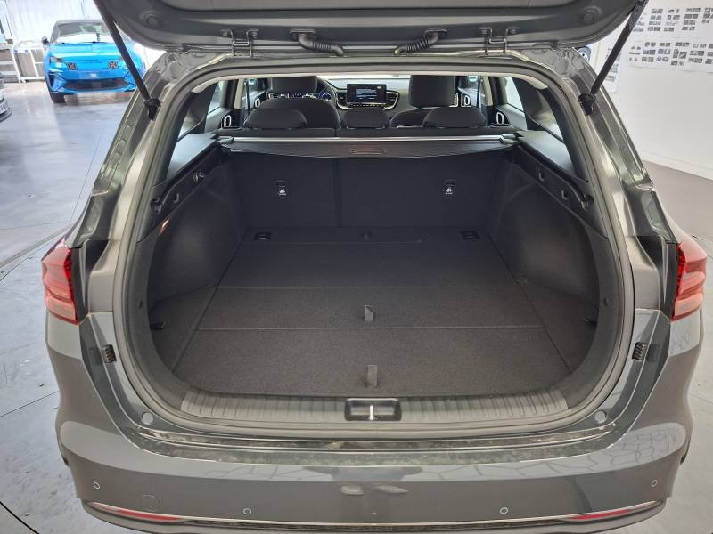 Kia CEED - Photo 11