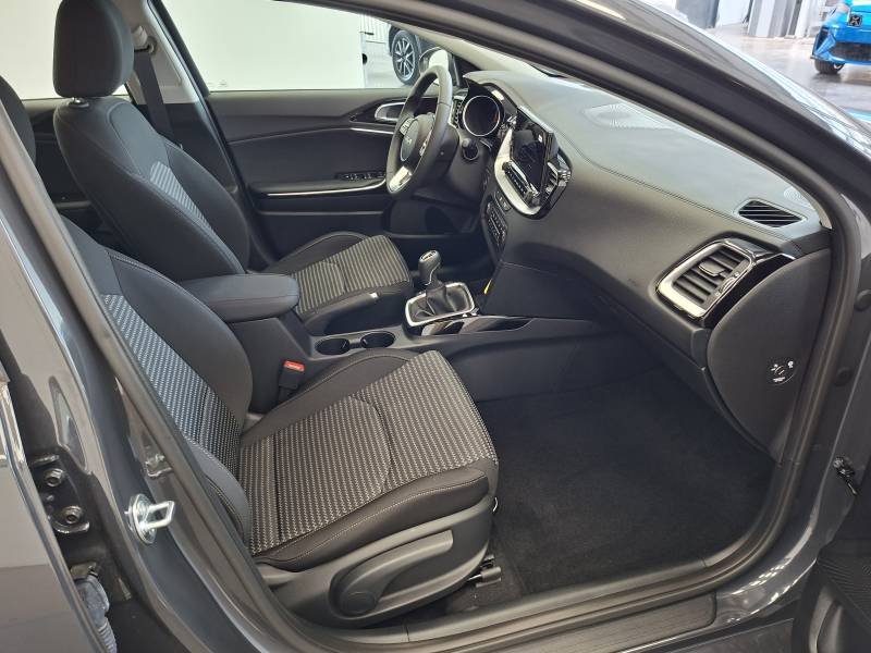 Kia CEED - Photo 14