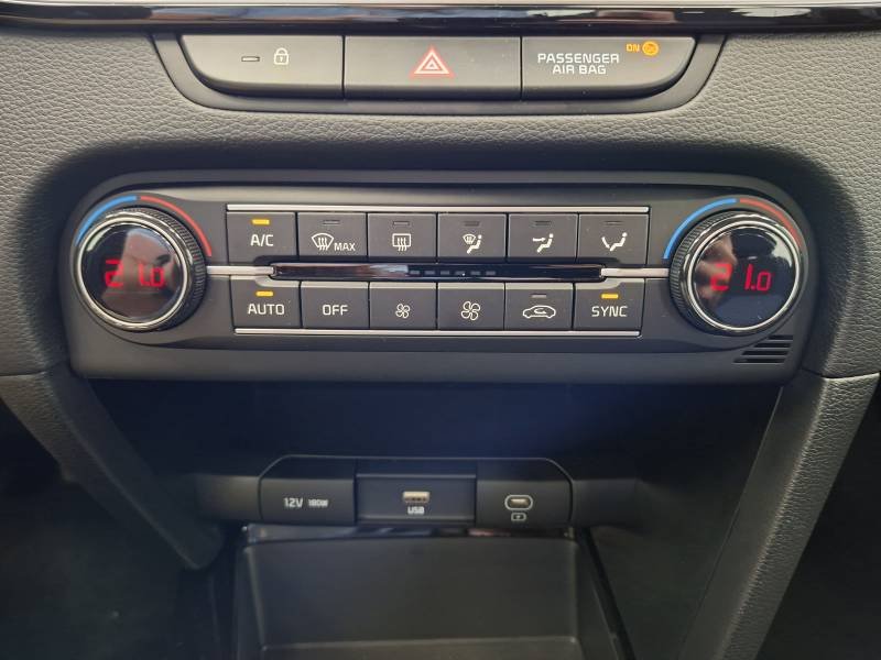 Kia CEED - Photo 29