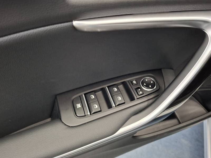 Kia CEED - Photo 17
