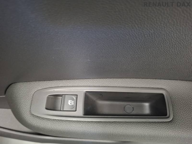 Renault Clio - Photo 16