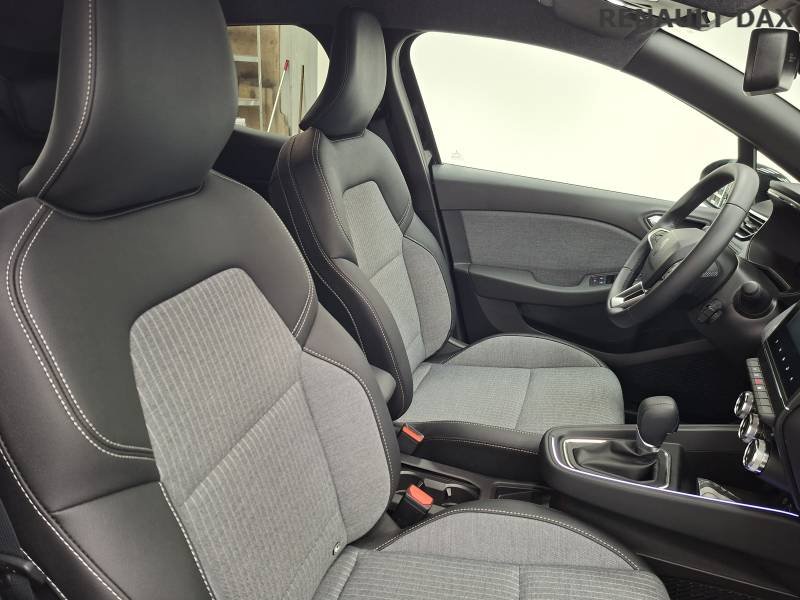 Renault Clio - Photo 17