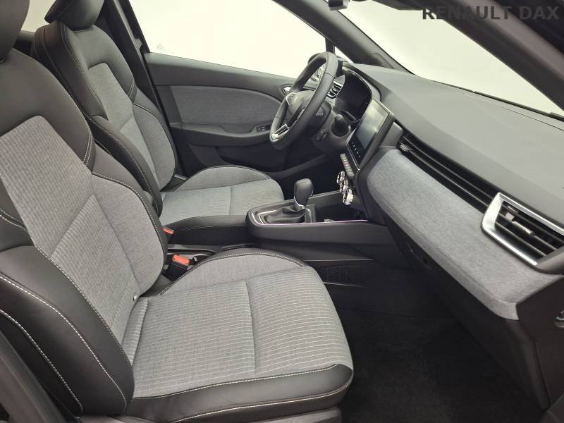 Renault Clio - Photo 18