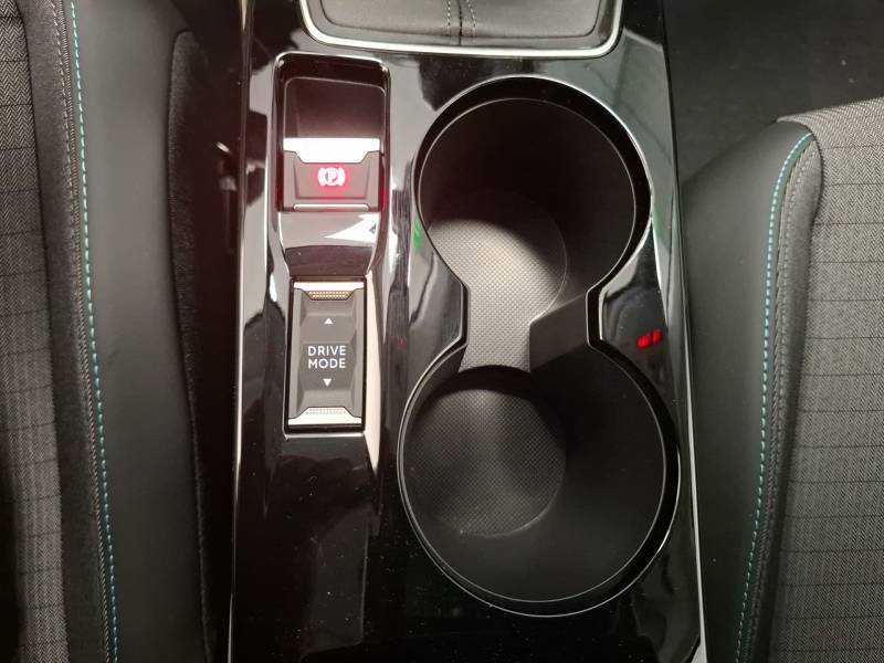 Peugeot 208 - Photo 24