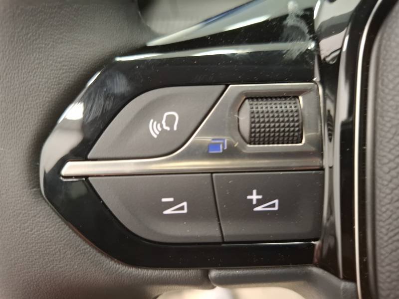 Peugeot 208 - Photo 27