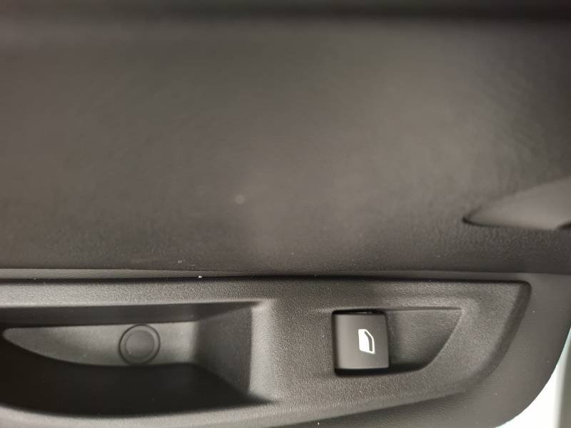 Peugeot 208 - Photo 35