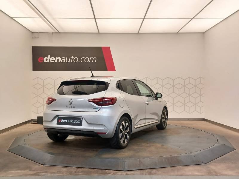 Renault Clio - Photo 2