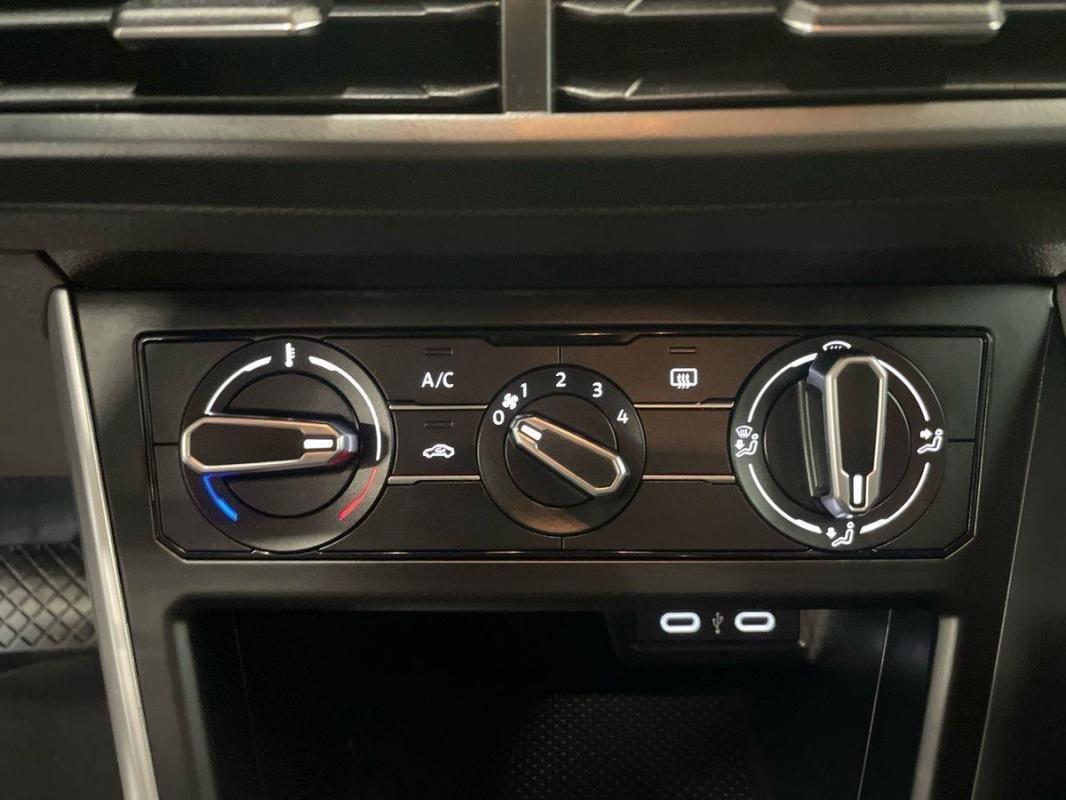 Volkswagen Polo - Photo 19
