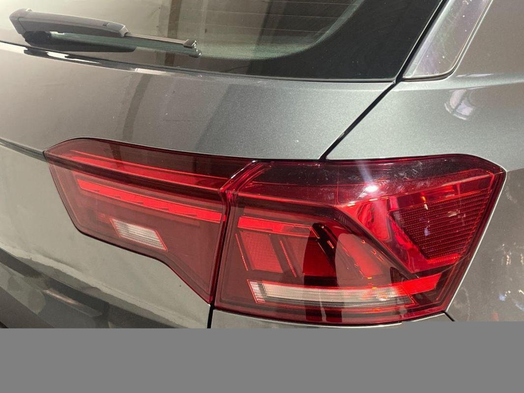 Volkswagen T-Roc - Photo 21