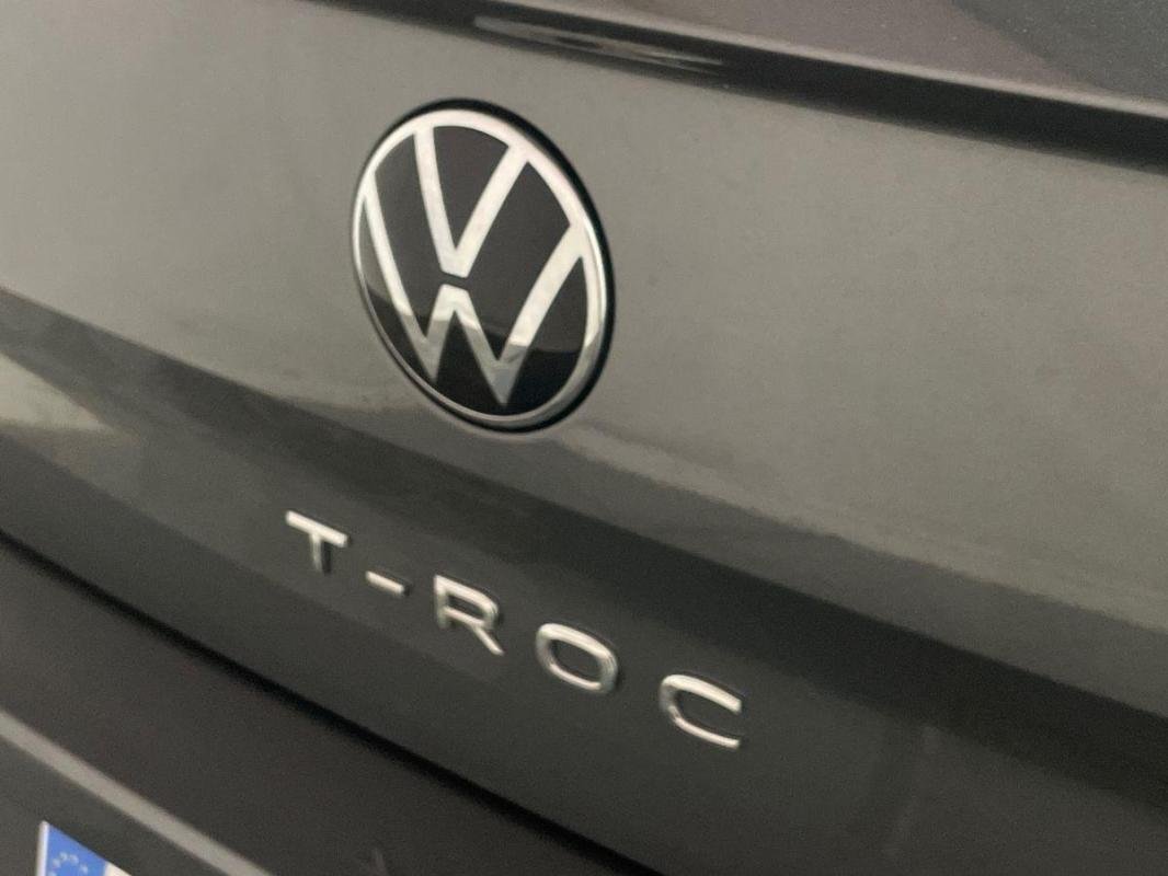 Volkswagen T-Roc - Photo 21