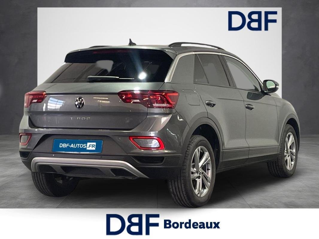 Volkswagen T-Roc - Photo 4