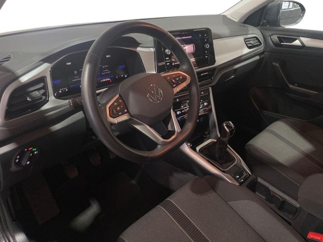 Volkswagen T-Roc - Photo 8