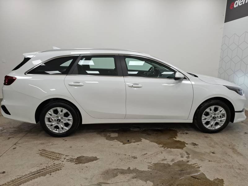 Kia CEED - Photo 12
