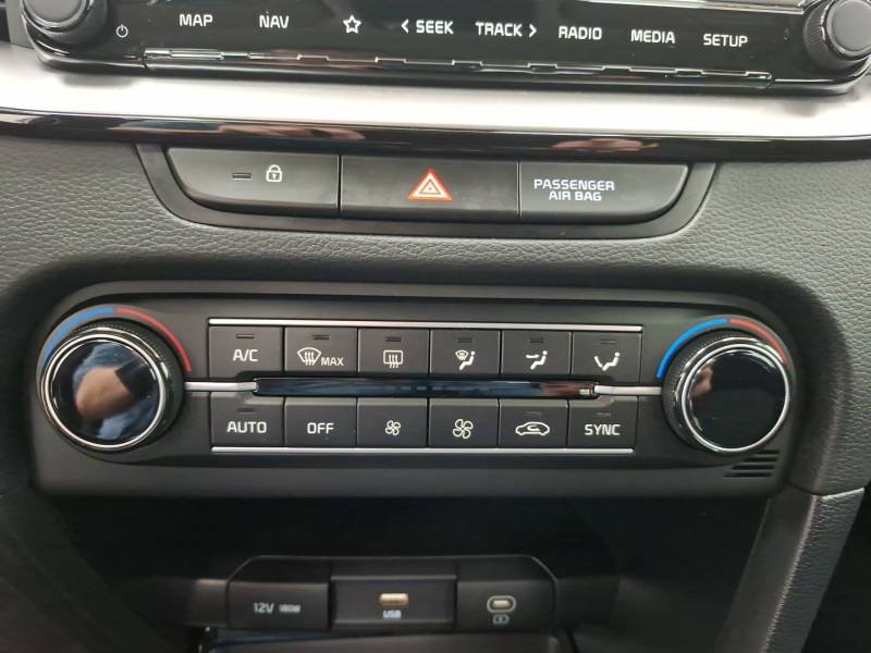 Kia CEED - Photo 20