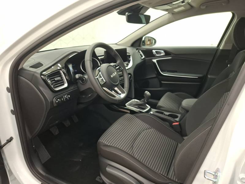 Kia CEED - Photo 6