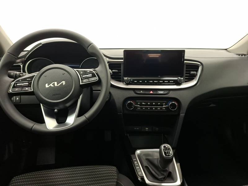 Kia CEED - Photo 7