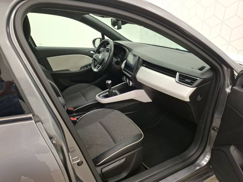 Renault Clio - Photo 8